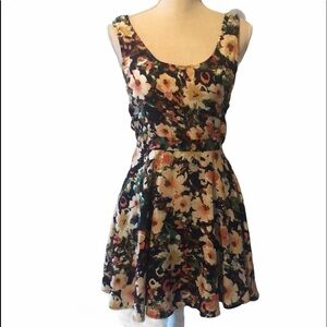 Lucca Couture fit and flared dress. Sz 2